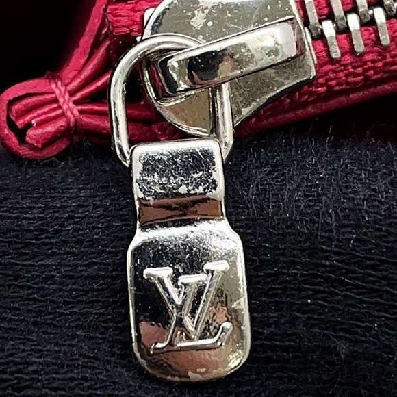 Louis Vuitton Long Wallet Zippy Lock Me Calf Leather - Picture 9 of 15